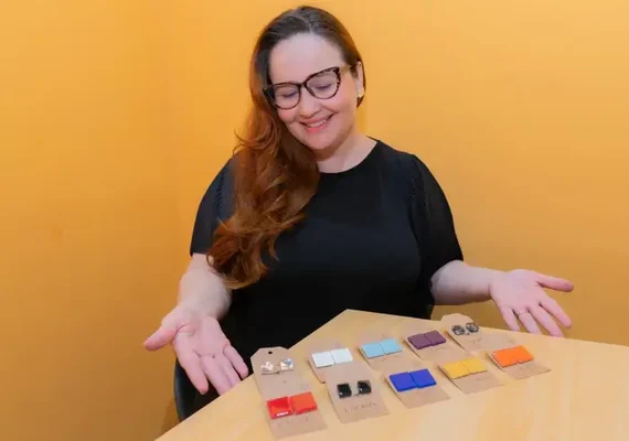 Empreendedora do Sebrae Alagoas Aposta no Upcycling para Criar Acessórios Sustentáveis