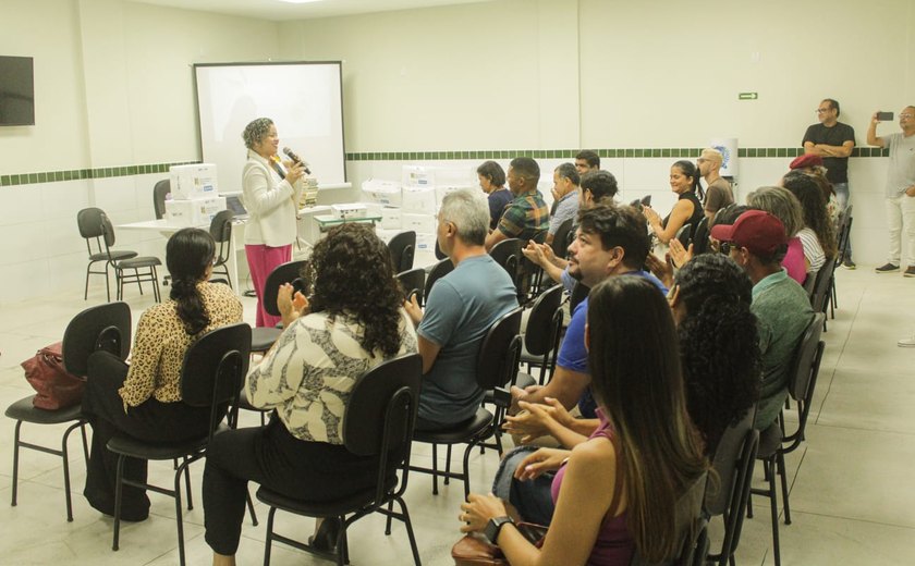 Gestores de bibliotecas e museus do Planalto da Borborema recebem capacitação durante encontro regional