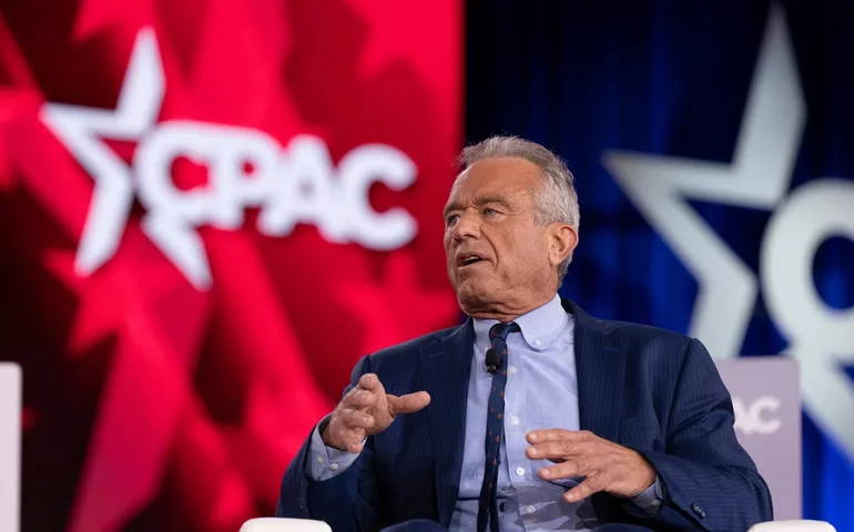 RFK Jr está lançando podcast para expor 'mentiras' que têm adoecido os americanos