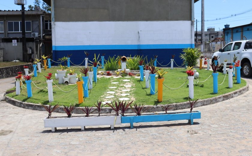 Complexo Pratagy ganha duas pracinhas com fonte e gazebo