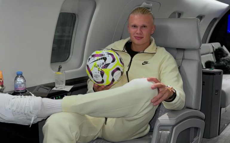 Haaland se irrita com Arteta após empate entre City e Arsenal e chama Gabriel Jesus 'palhaço'