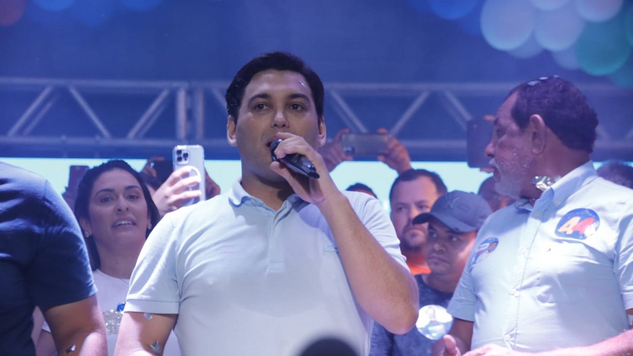 Rodrigo Valença lança candidatura ao lado de Rodrigo Cunha em São José da Laje