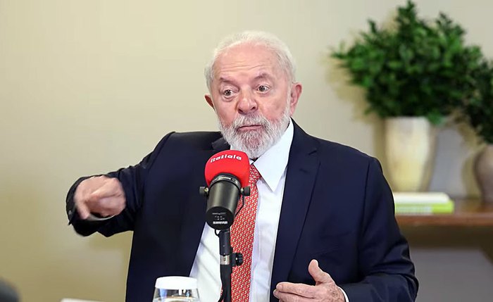 Presidente Lula concede entrevista à jornalista Edilene Lopes, da Rádio Itatiaia