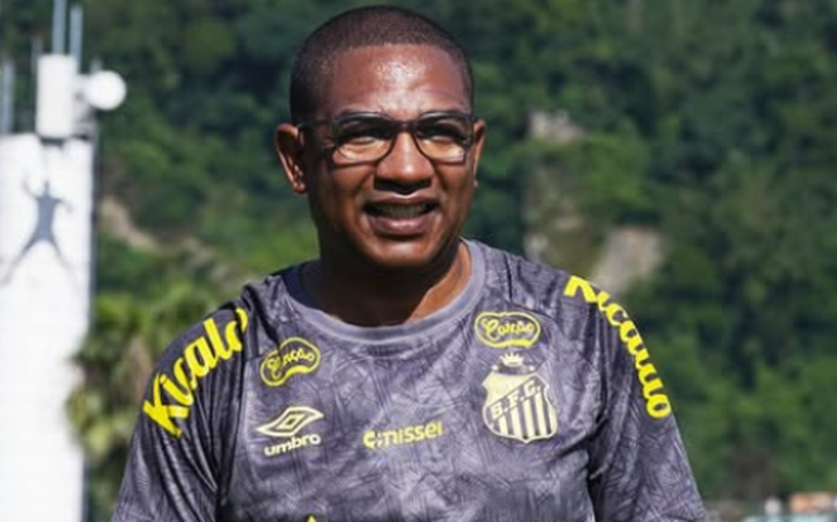 César Sampaio diz que, se continuar no cargo, terá semana cheia para armar o Santos