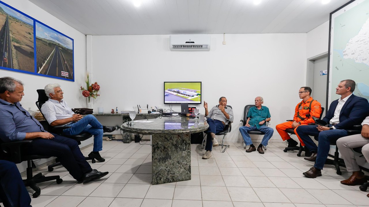 Estado discute fortalecimento da infraestrutura aeroportuária em Alagoas