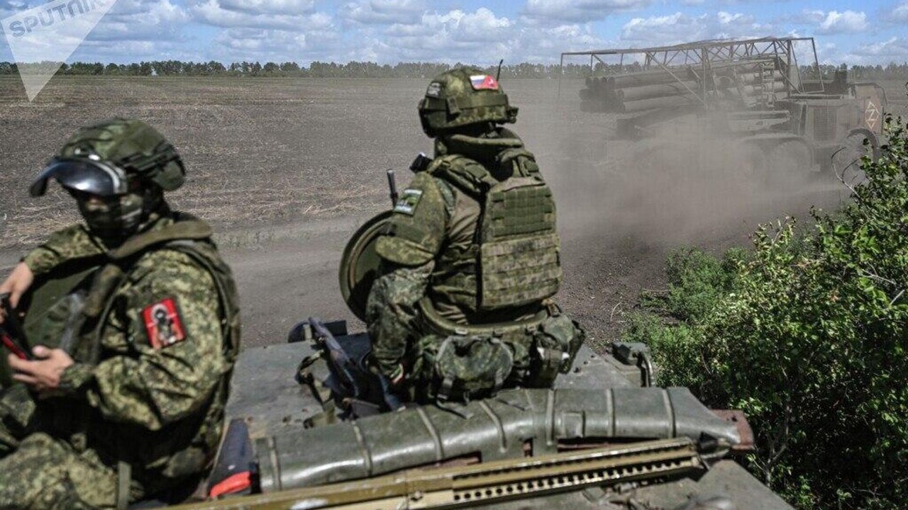 Objetivo da operação militar da Rússia na Ucrânia não mudará, não importa o que EUA ofereçam em troca, diz analista