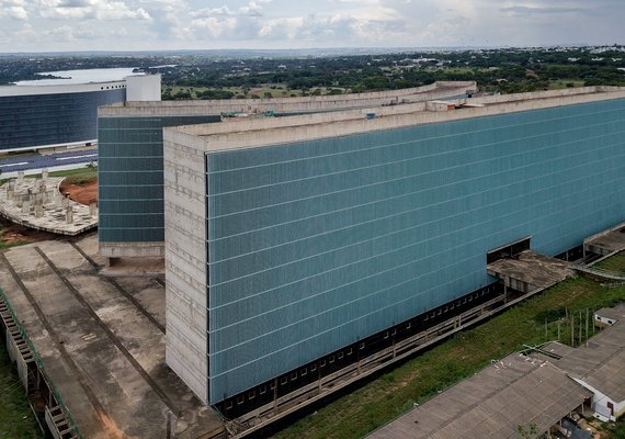 TST decide que reforma trabalhista se aplica a contratos firmados antes de 2017