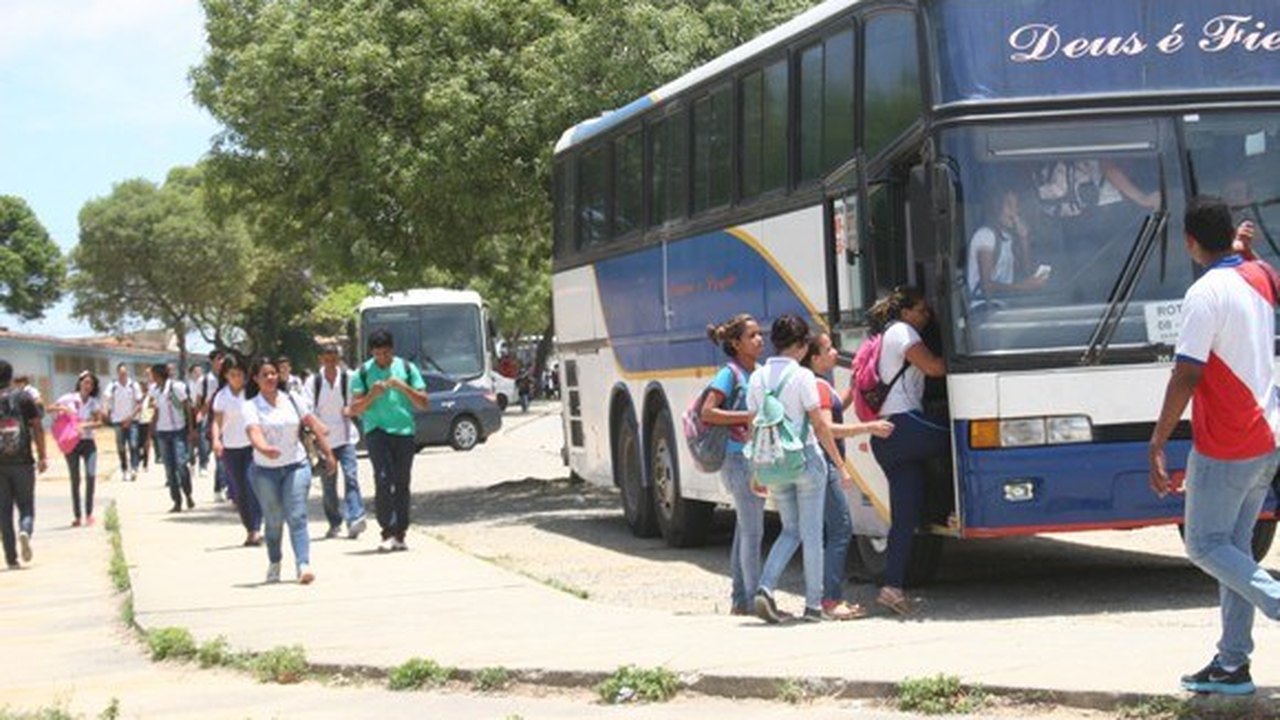 Mais de 70% dos gestores já aderiram à municipalização do transporte escolar