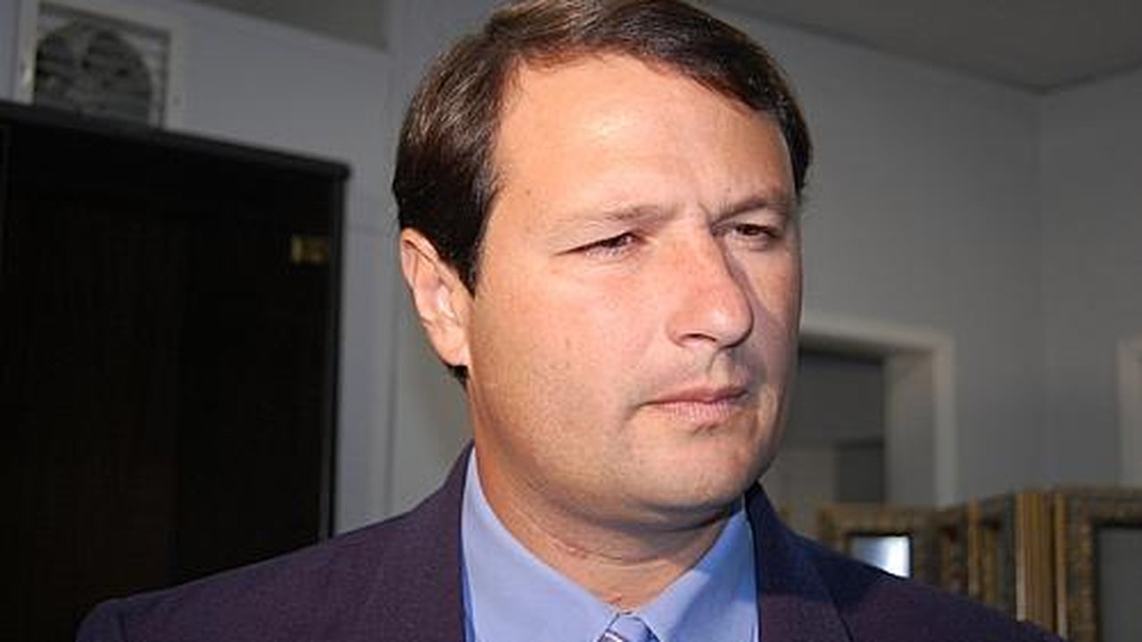 Deputado Dudu Holanda será julgado por morder orelha de ex-vereador