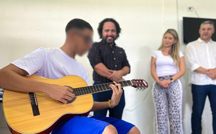 Sistema Socioeducativo recebe visita da Orquestra Filarmônica de Alagoas