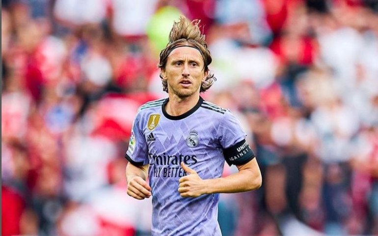 Real Madrid confirma renovação de Modric até junho de 2024
