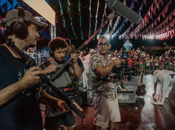 Governador garante aporte para participação em edital Arranjos Regionais do Audiovisual