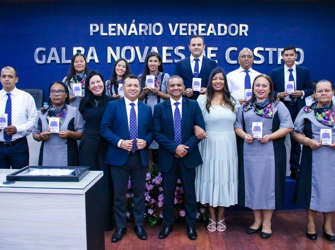 Câmara realiza sessão solene para homenagear colaboradores da Igreja Universal