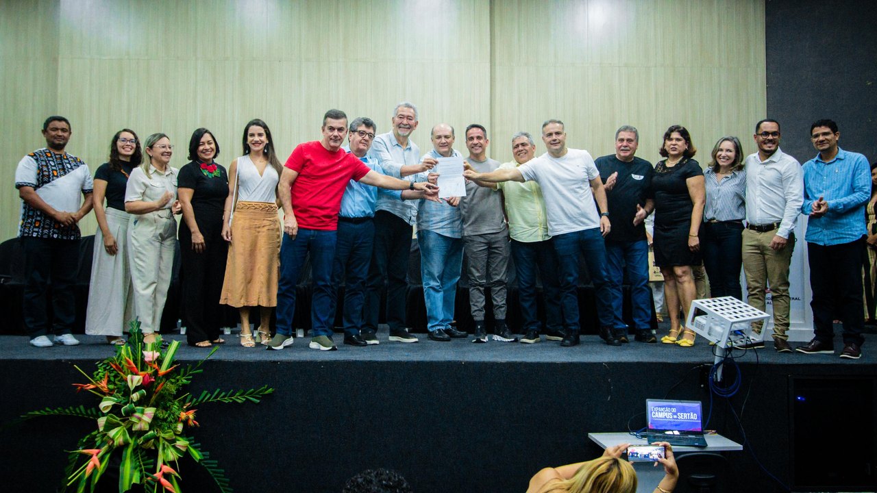 Governador prestigia apresentação do projeto de expansão do Campus do Sertão e mantém parceria com a Ufal