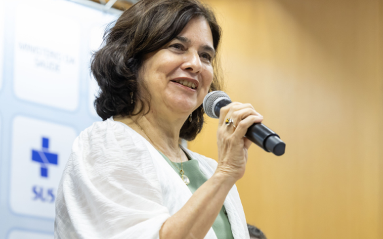 Buraco no piso da saúde para este ano pode chegar a R$ 21 bilhões