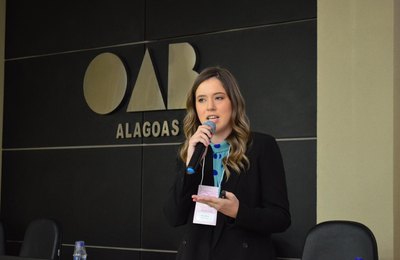 Cibele Moura pede compra de material de proteção a profissionais de saúde de Paulo Jacinto 