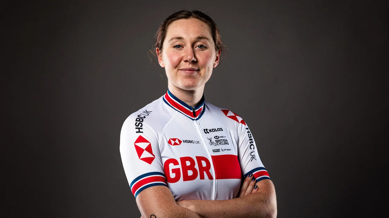 Bicampeã olímpica Katie Archibald deixa o ciclismo para se dedicar à enfermagem