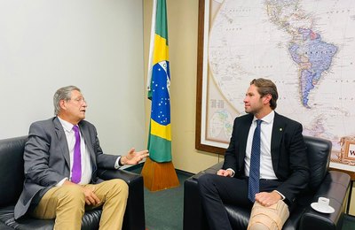 Regis Cavalcante terá encontro decisivo com Teotonio Vilela