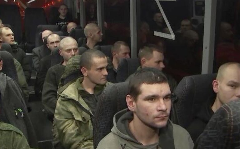 Rússia e Ucrânia realizam 3ª troca de prisioneiros de guerra, informa MD da Rússia