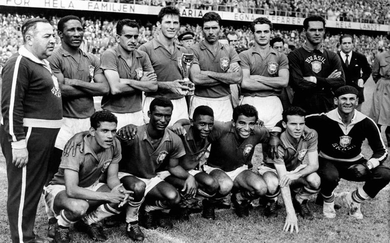 Do bebê alagoano ao soldado no Maracanazzo, o Velho Lobo seria campeão em 1958