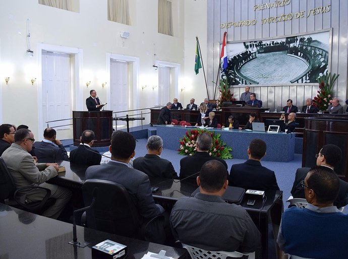 Sessão na ALE homenageia os 500 anos da Reforma Protestante e a presença da Assembleia de Deus em Alagoas