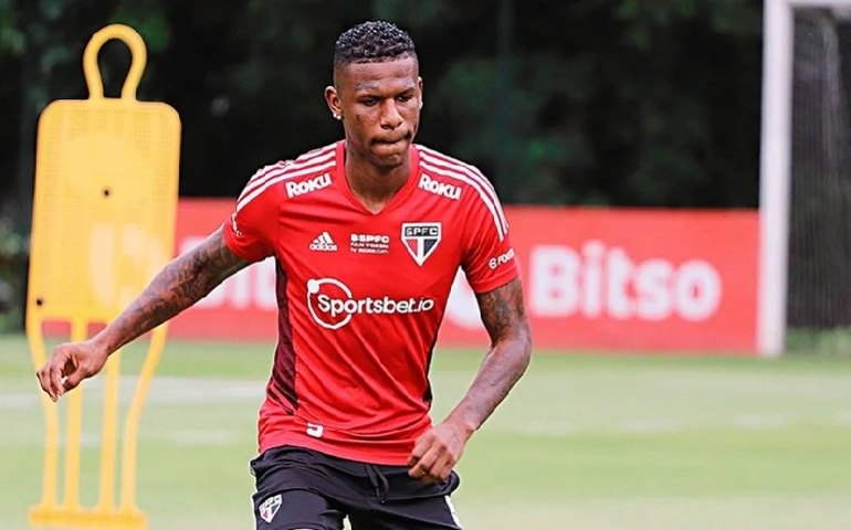 Arboleda inicia transição e pode reforçar o São Paulo contra o Água Santa