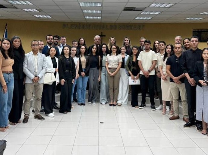 TCE de Portas Abertas recebe estudantes de Administração Pública da UFAL