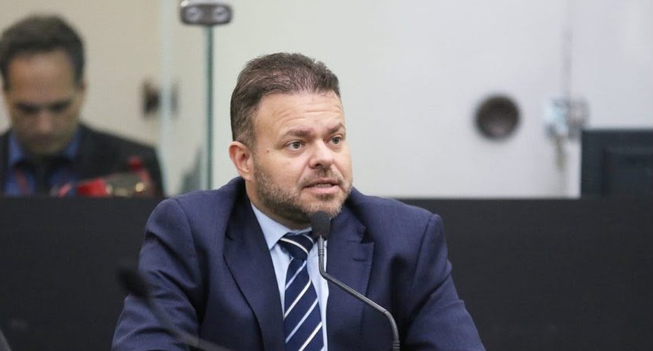 Lei de autoria de Léo Loureiro garante validade por tempo indeterminado ao laudo de pessoas com autismo em Alagoas