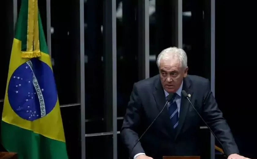 Presidente da CCJ barra avanço da PEC da Blindagem no Senado
