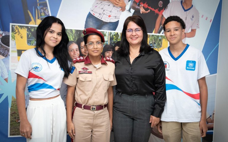 Rede estadual tem 37 medalhistas na Olimpíada Alagoana de Química