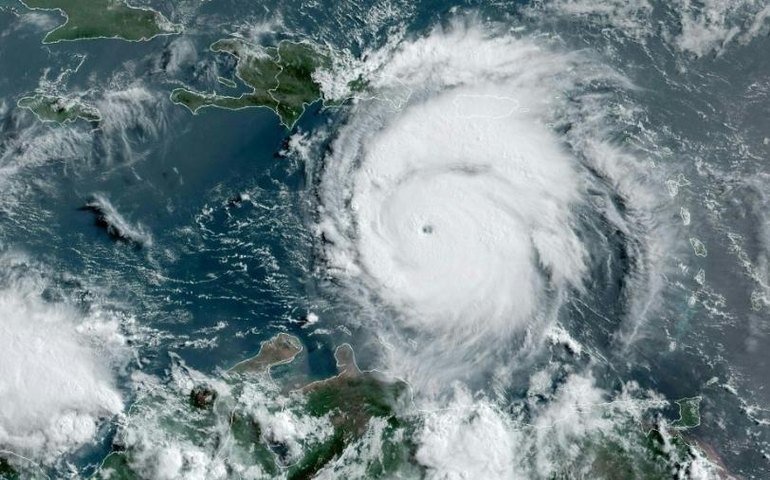 Furacão Beryl perde força, mas ainda causa destruição no México com ventos de 175km/h