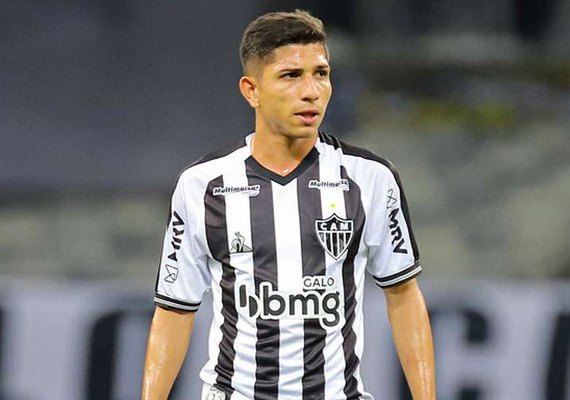 Savarino se lesiona em jogo da Venezuela no Paraguai e pode desfalcar Atlético-MG