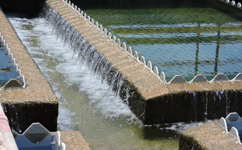 Casal alerta que chuvas afetam qualidade da água em várias cidades