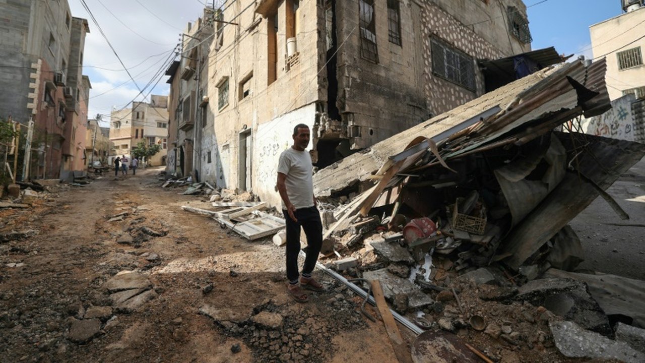 Forças israelenses matam dois palestinos em incursão na Cisjordânia 