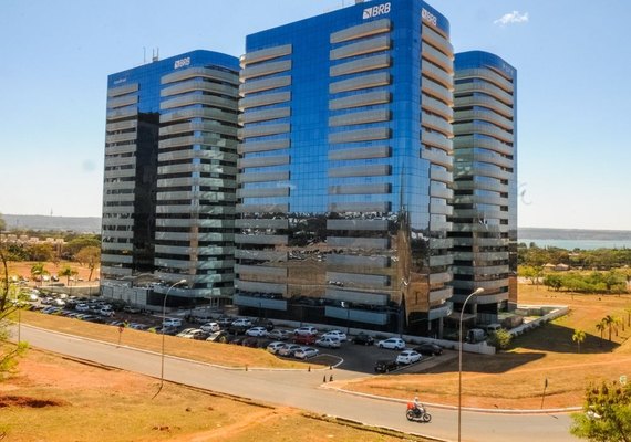 Justiça suspende decisão que barrou compra do Banco Master pelo BRB