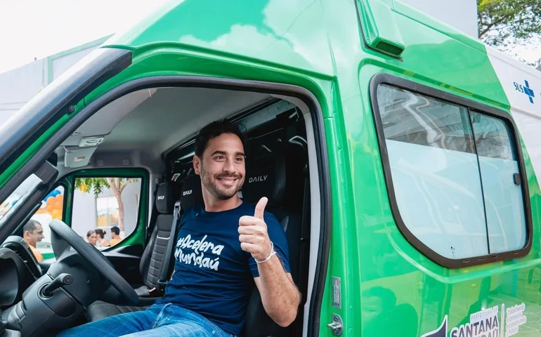 Prefeitura de Santana do Mundaú reforça frota com a entrega de três novos veículos