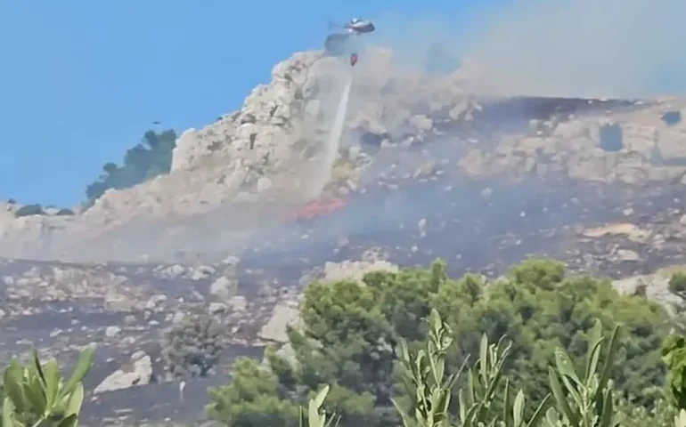 Itália registra ao menos 16 focos de incêndio na Sicília