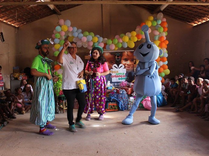 Crianças de comunidade quilombola vivem dia de muita alegria