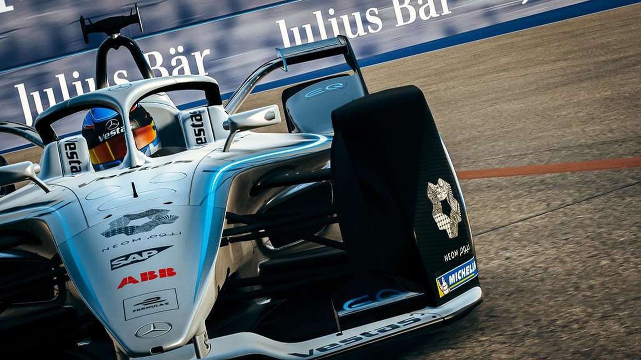 Vandoorne domina e Mercedes vence pela 1ª vez na corrida final da Fórmula E