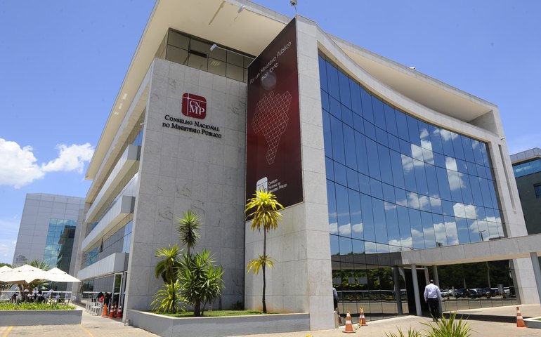 Plenário do CNMP aplica a pena de demissão a membro do MPF