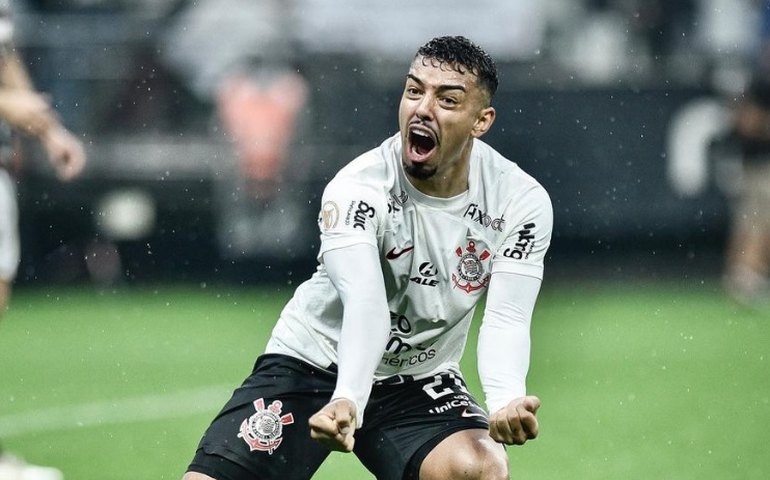 Matheus Bidu perde peso, ganha sequência, e celebra melhor apresentação no Corinthians