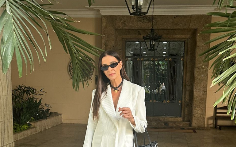 Mônica Martelli relembra estratégia para se promover em primeiro papel na TV