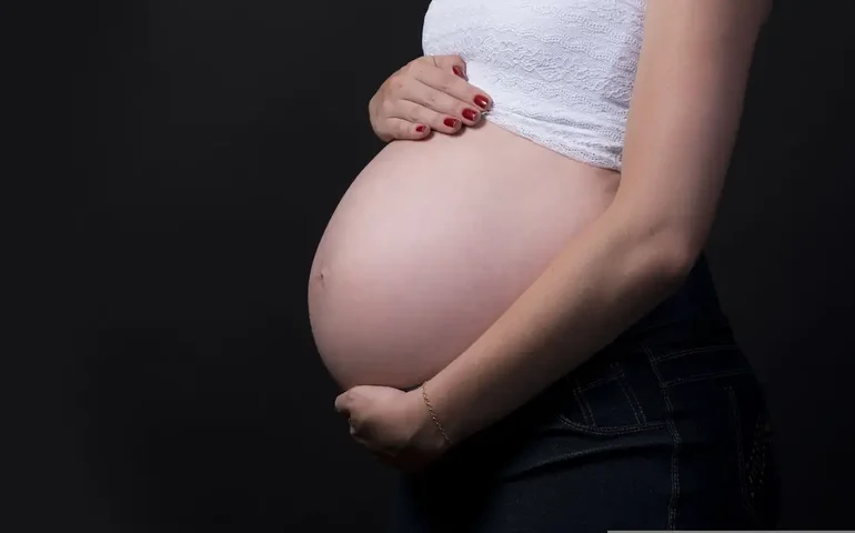 Governo publica resolução sobre aborto em menores de idade vítimas de violência