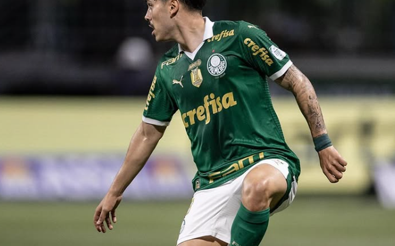 Mauricio faz dois e Palmeiras abre busca pelo tetra do Paulista com vitória sobre a Portuguesa