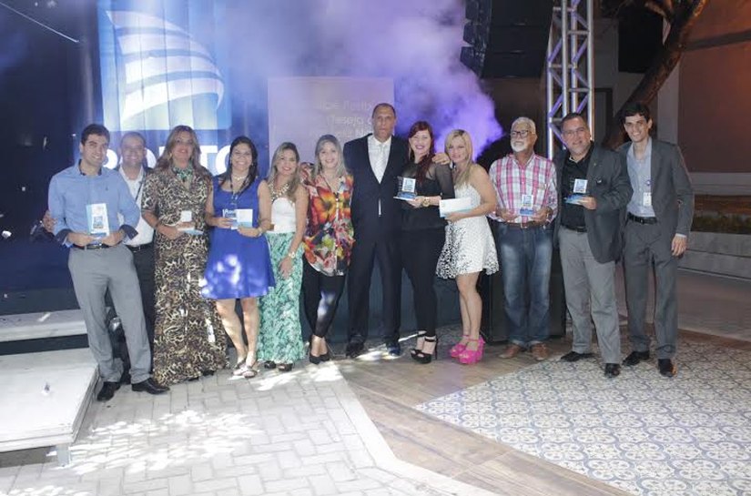 Porto Seguro entrega Prêmio Destaque 2015 em clima de confraternização