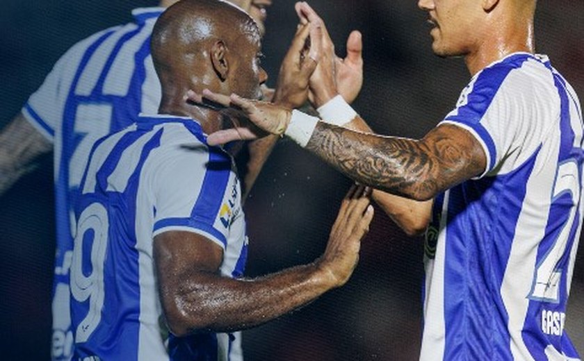 Cumprindo tabela, Avaí vence o Botafogo de virada pela Série B do Campeonato Brasileiro