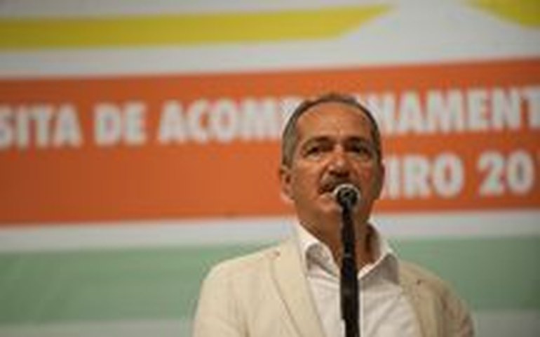 Ministro cobra providências contra racismo no futebol sul-americano