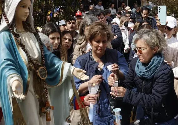 Familiares de Uribe denunciam governo colombiano por negligência