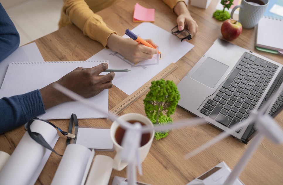 top-view-teamwork-project / Foto: Foto: Ilustrativa Freepik