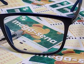 Mega-Sena sorteia R$ 100 milhões nesta quinta-feira